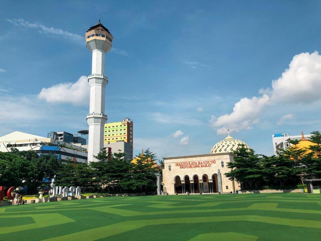 普雷厄格大酒店 万隆 外观 照片